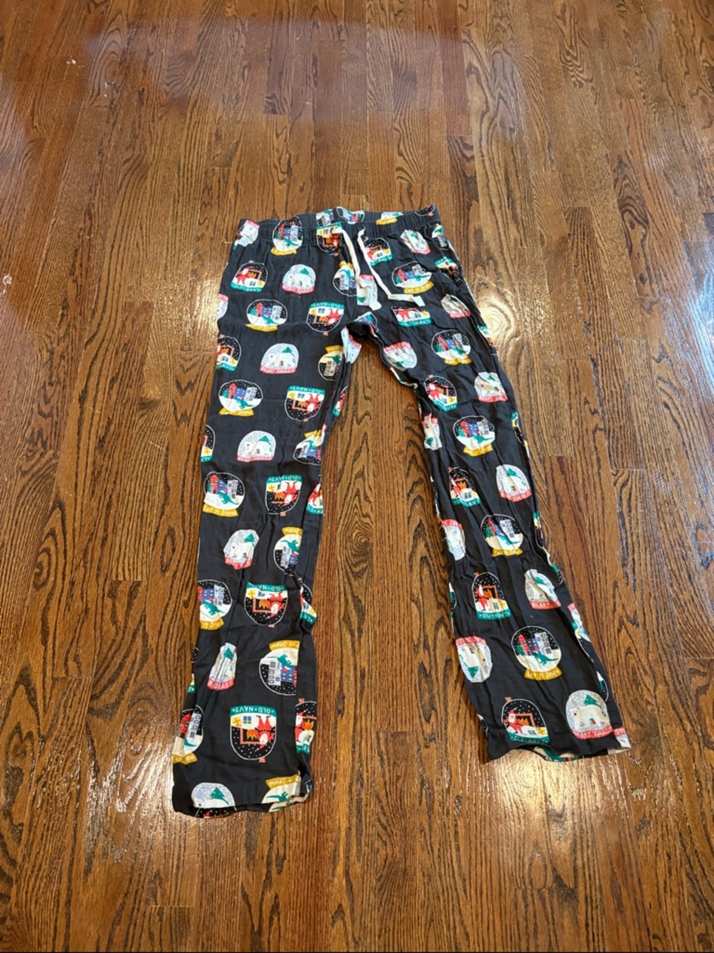 Old Navy Black Lounge Pants with Multicolor Snow Globe Print